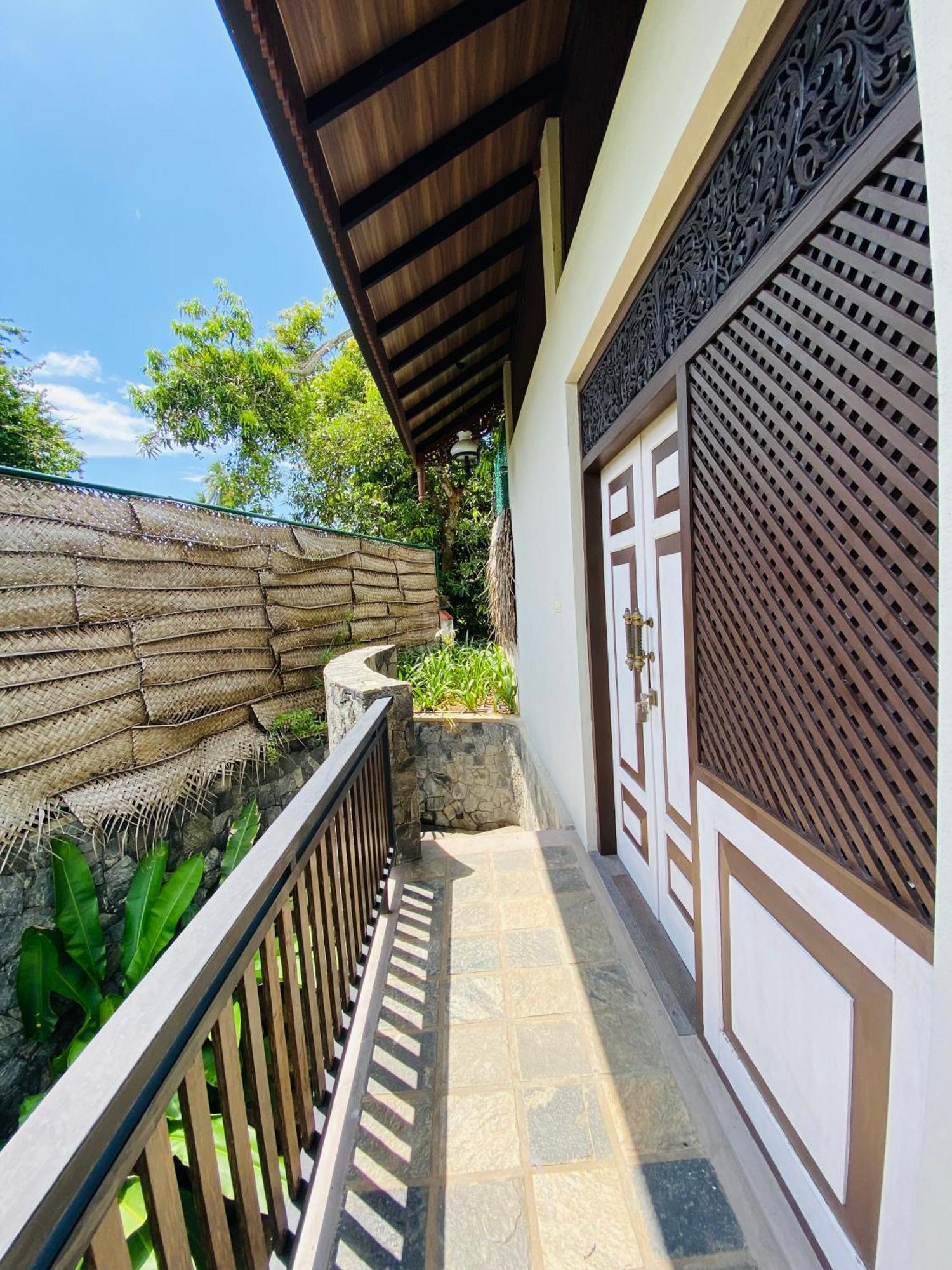 Thaprobana Villa Tangalle - Private Villa Habitación foto